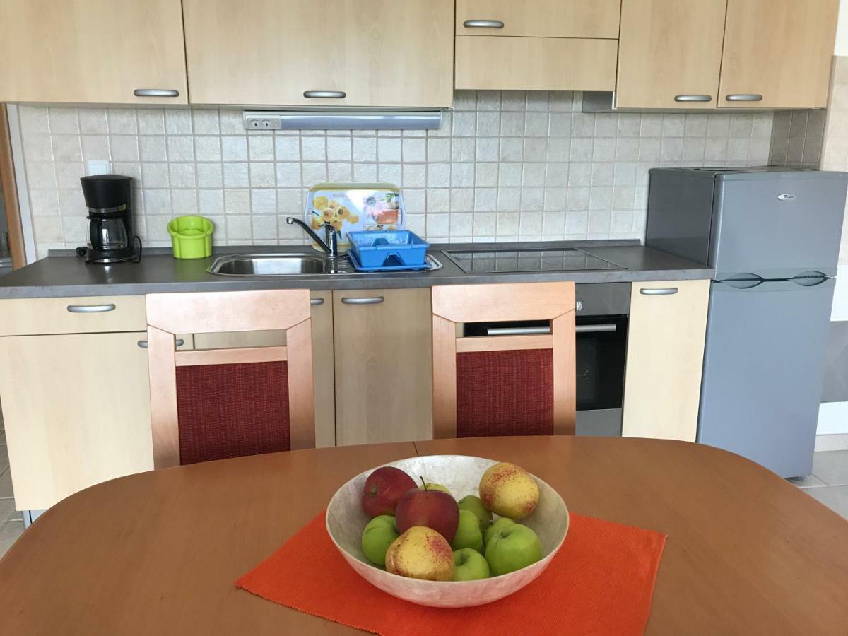 Apartmani Marija Klimno B ภายนอก รูปภาพ