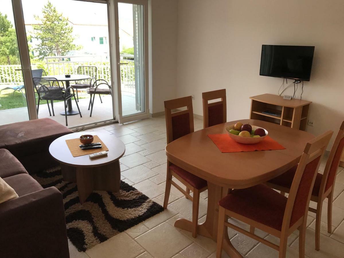 Apartmani Marija Klimno B ภายนอก รูปภาพ